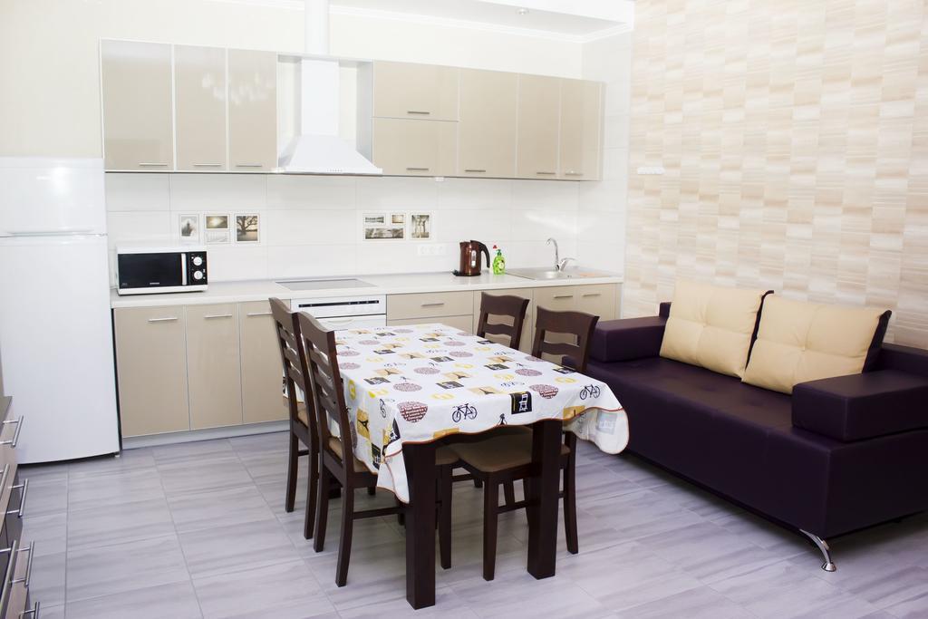 Family Apartments Odessa ภายนอก รูปภาพ